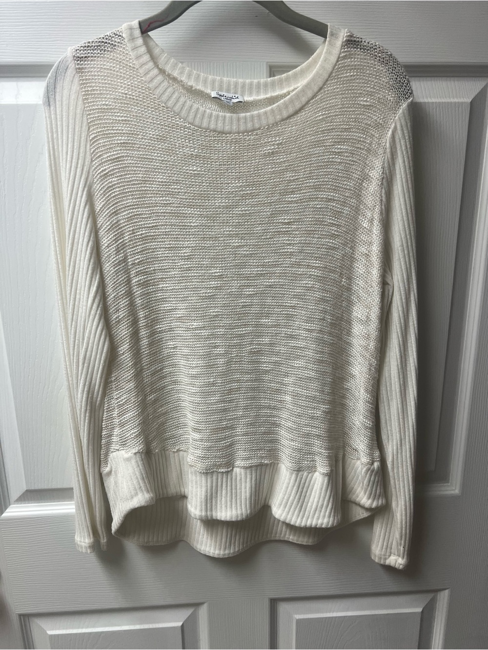 Splendid Cream Lightweight Knit Sweater